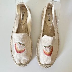 Soludos Peach Embroidered Cream Canvas Espadrilles Slip On Shoes Size 8